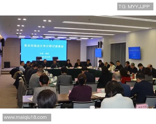 聚焦南京乒乓球队团队协作精神与欧冠足球的成功之道