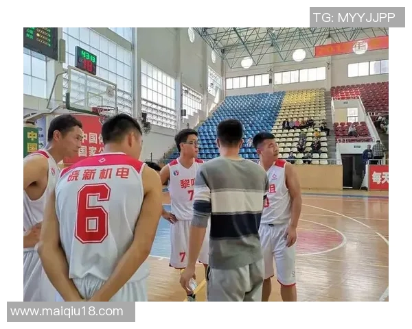 李军畅谈篮球生涯背后的故事与成长历程